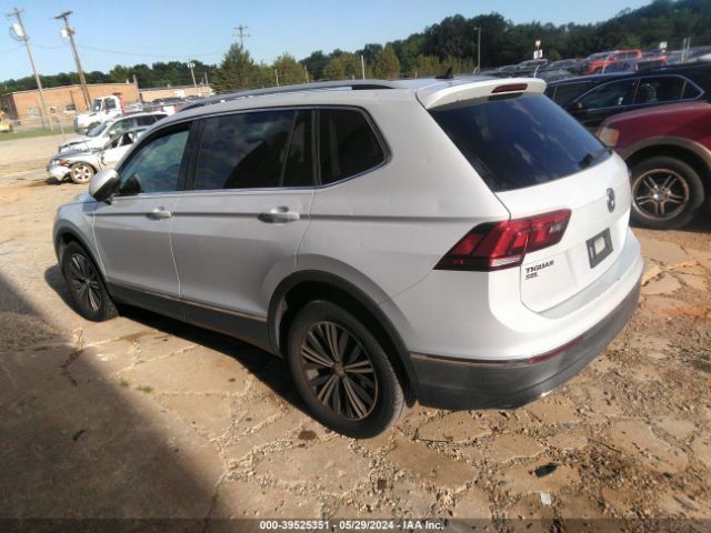 Photo 2 VIN: 3VV3B7AX5JM012057 - VOLKSWAGEN TIGUAN 