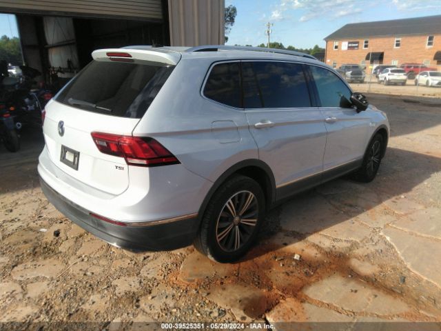 Photo 3 VIN: 3VV3B7AX5JM012057 - VOLKSWAGEN TIGUAN 