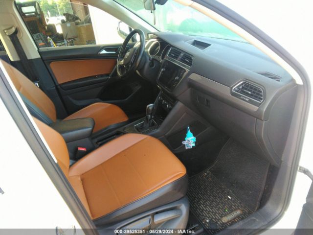 Photo 4 VIN: 3VV3B7AX5JM012057 - VOLKSWAGEN TIGUAN 