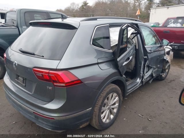 Photo 3 VIN: 3VV3B7AX5JM043048 - VOLKSWAGEN TIGUAN 