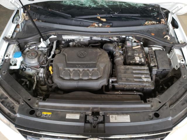 Photo 6 VIN: 3VV3B7AX5JM153775 - VOLKSWAGEN TIGUAN SE 