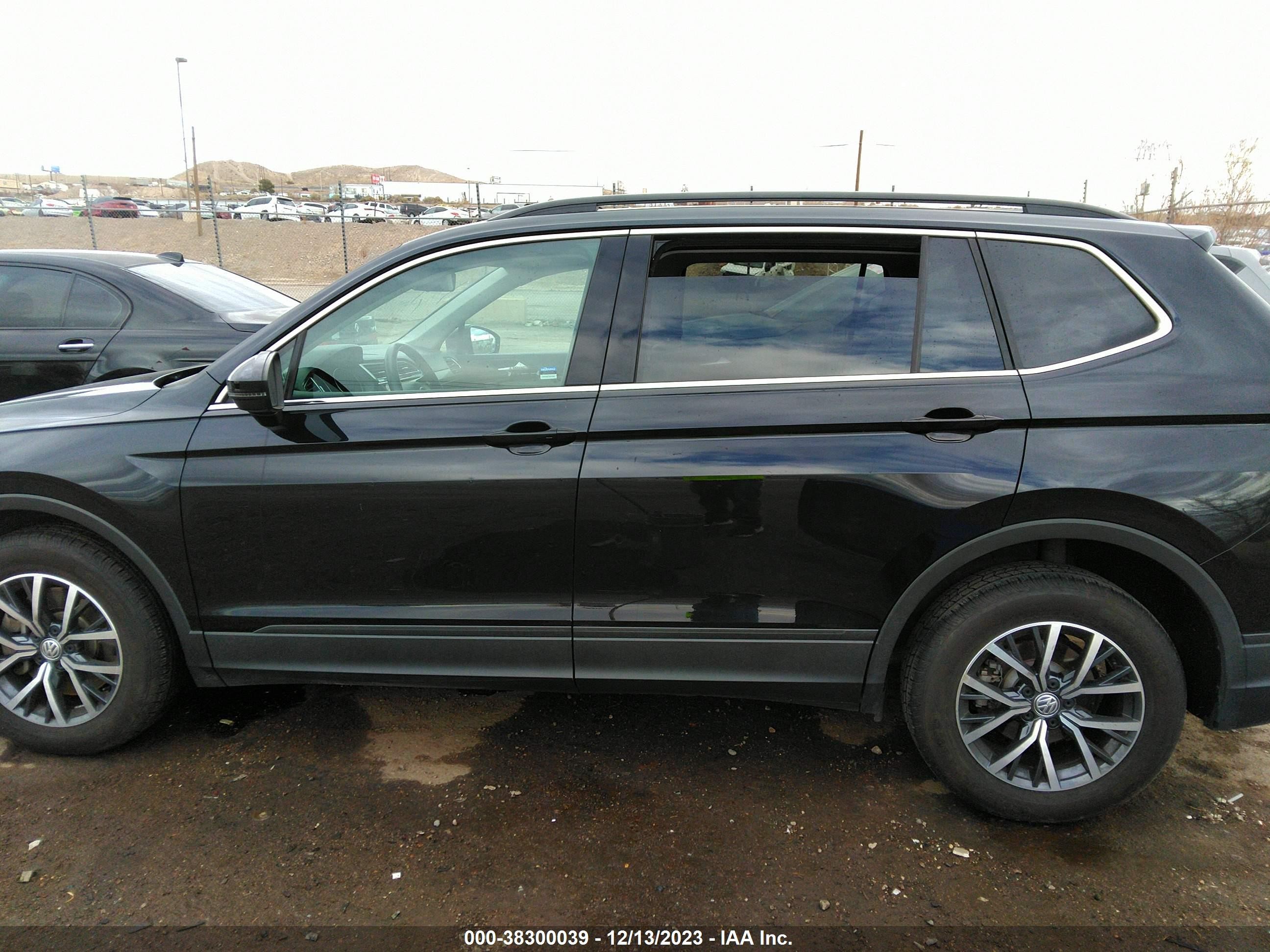 Photo 12 VIN: 3VV3B7AX5KM025215 - VOLKSWAGEN TIGUAN 