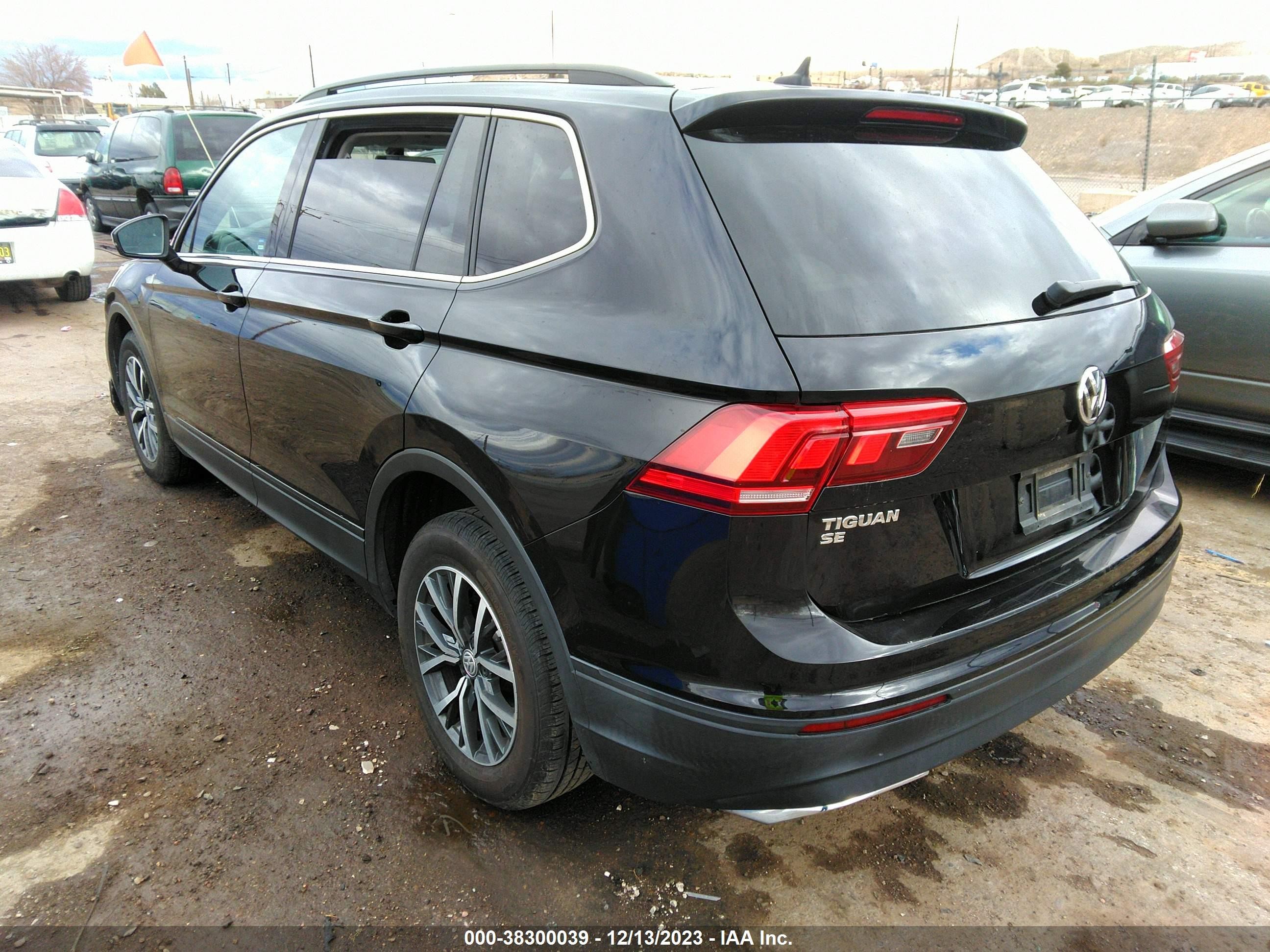 Photo 2 VIN: 3VV3B7AX5KM025215 - VOLKSWAGEN TIGUAN 