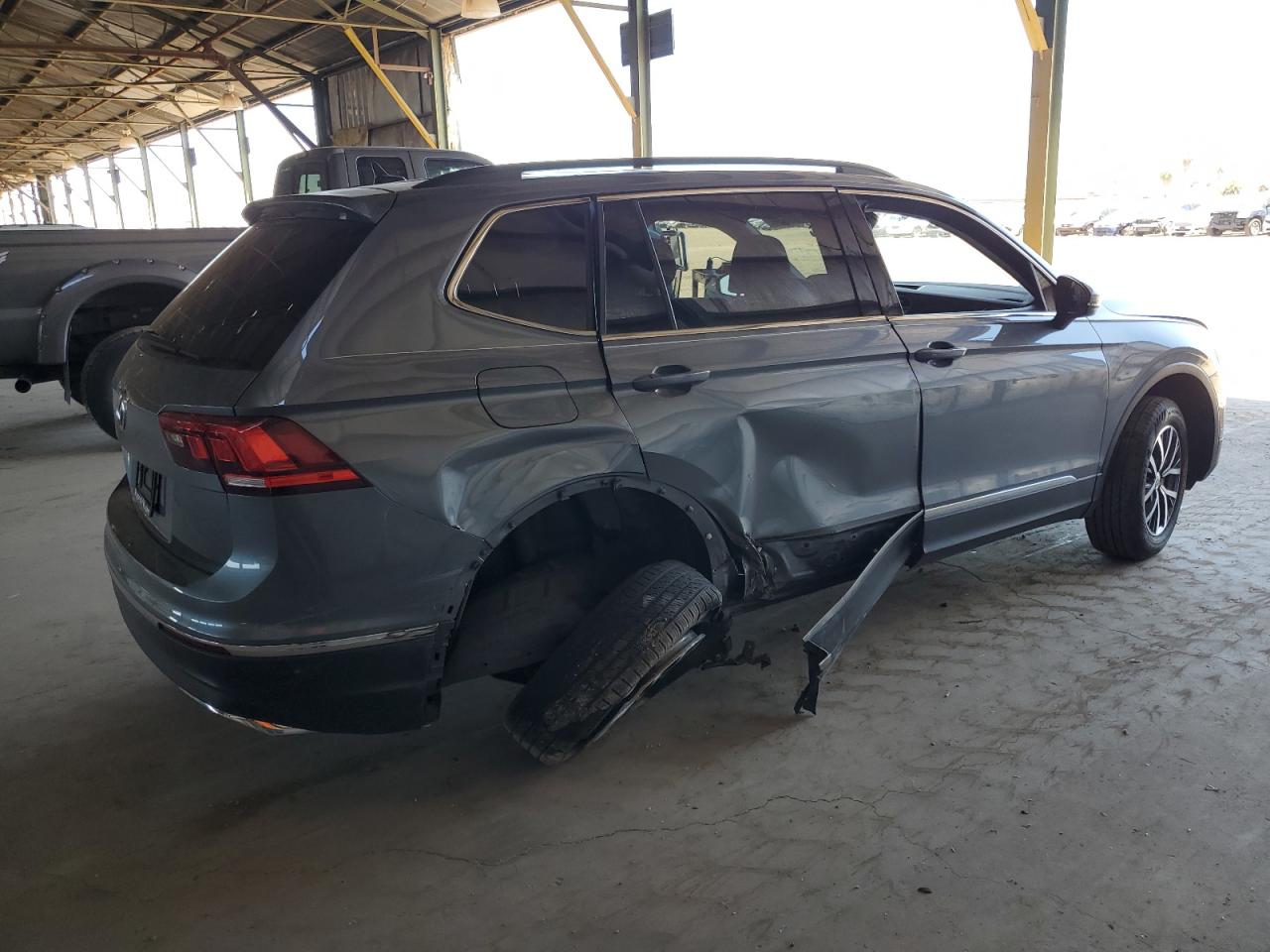 Photo 2 VIN: 3VV3B7AX5LM033784 - VOLKSWAGEN TIGUAN 