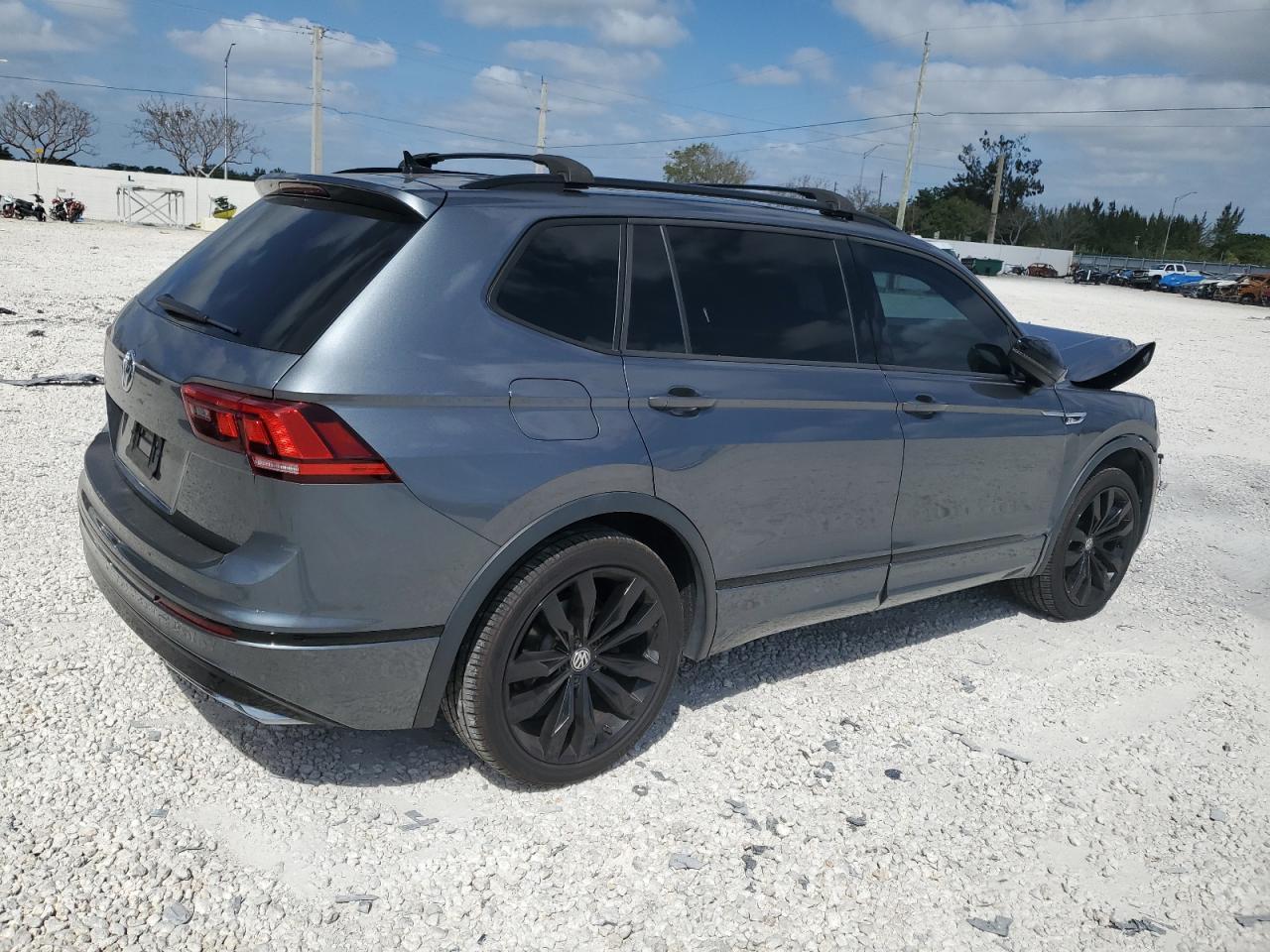 Photo 2 VIN: 3VV3B7AX5LM181045 - VOLKSWAGEN TIGUAN 