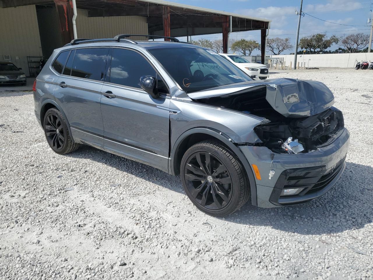 Photo 3 VIN: 3VV3B7AX5LM181045 - VOLKSWAGEN TIGUAN 