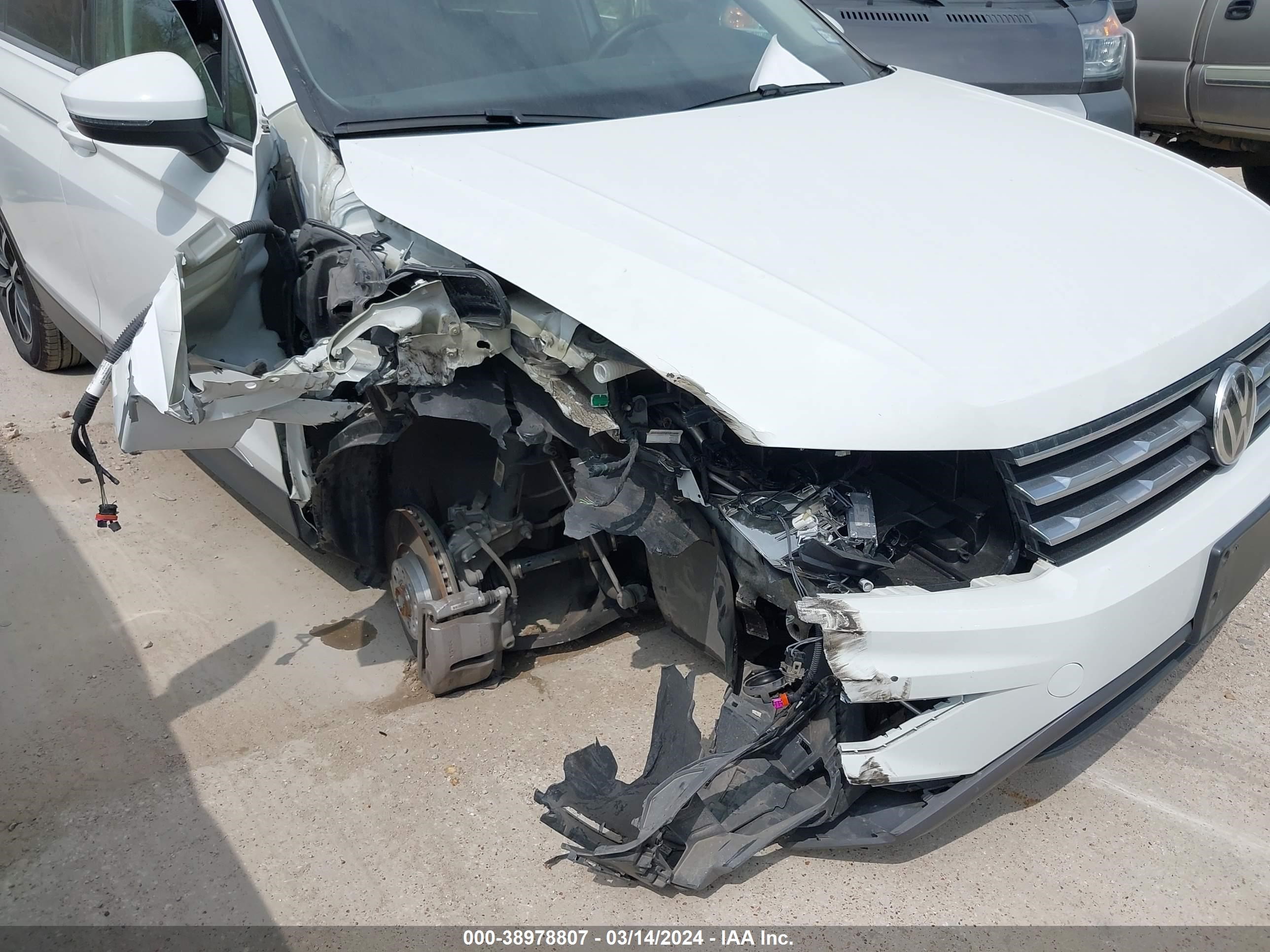 Photo 5 VIN: 3VV3B7AX5MM114558 - VOLKSWAGEN TIGUAN 