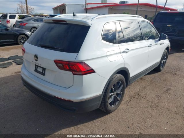 Photo 3 VIN: 3VV3B7AX5NM032296 - VOLKSWAGEN TIGUAN 