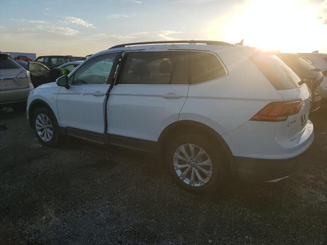 Photo 1 VIN: 3VV3B7AX6KM049779 - VOLKSWAGEN TIGUAN SE 