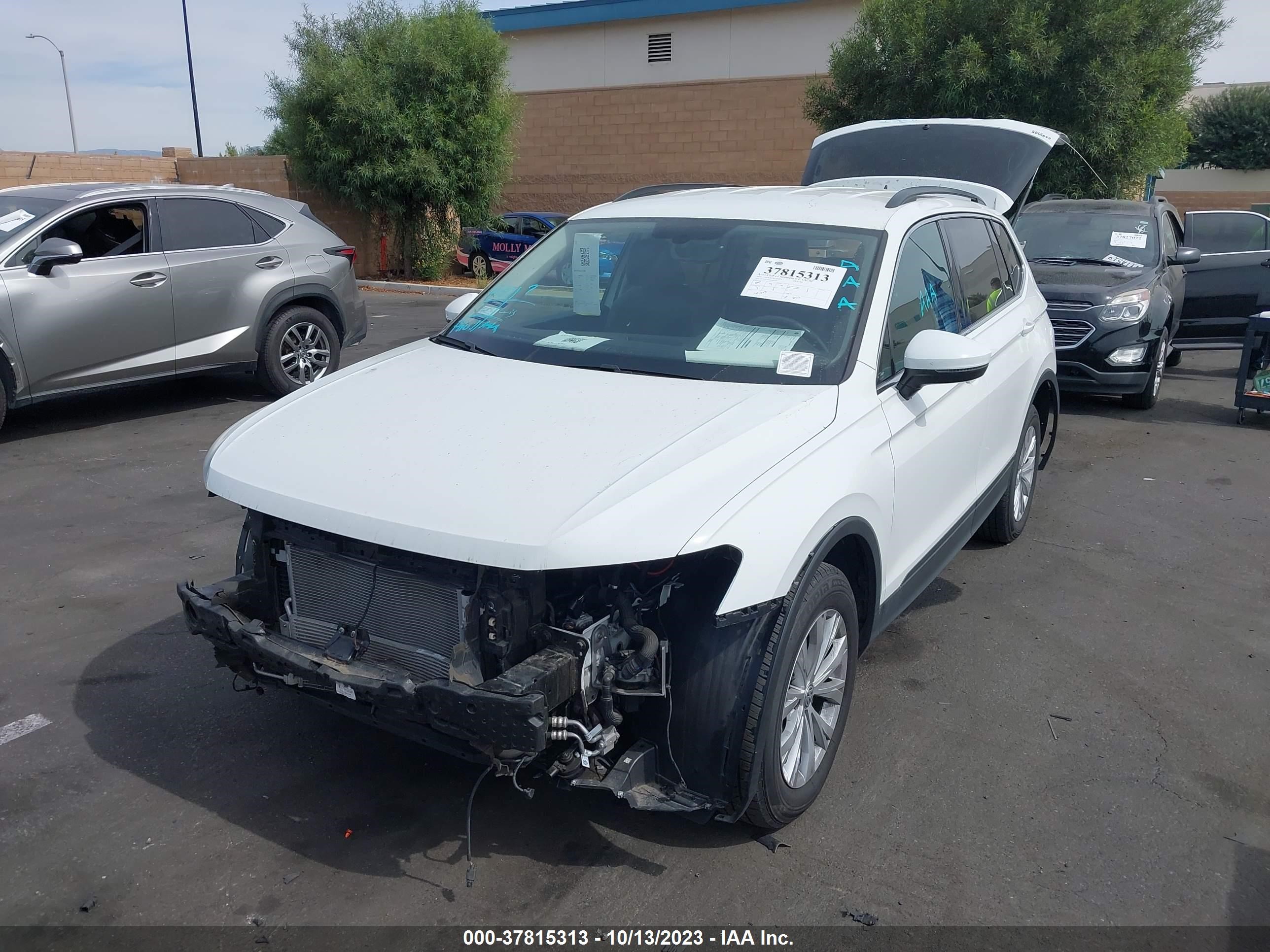 Photo 1 VIN: 3VV3B7AX6KM076917 - VOLKSWAGEN TIGUAN 