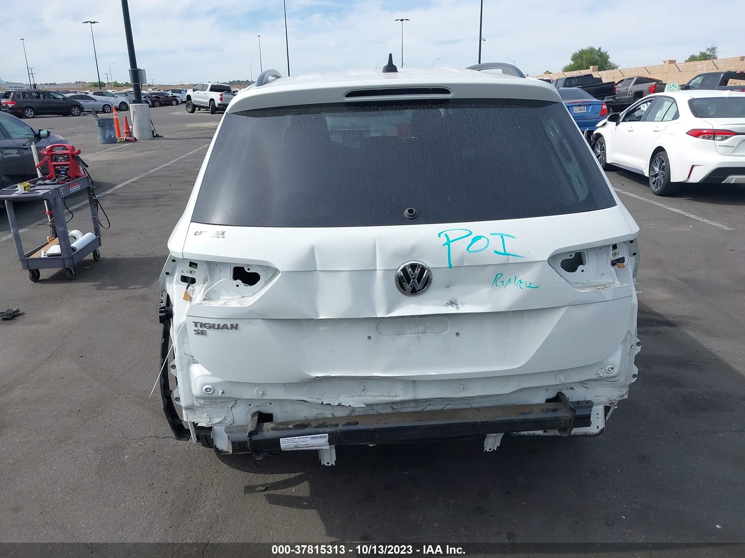 Photo 16 VIN: 3VV3B7AX6KM076917 - VOLKSWAGEN TIGUAN 