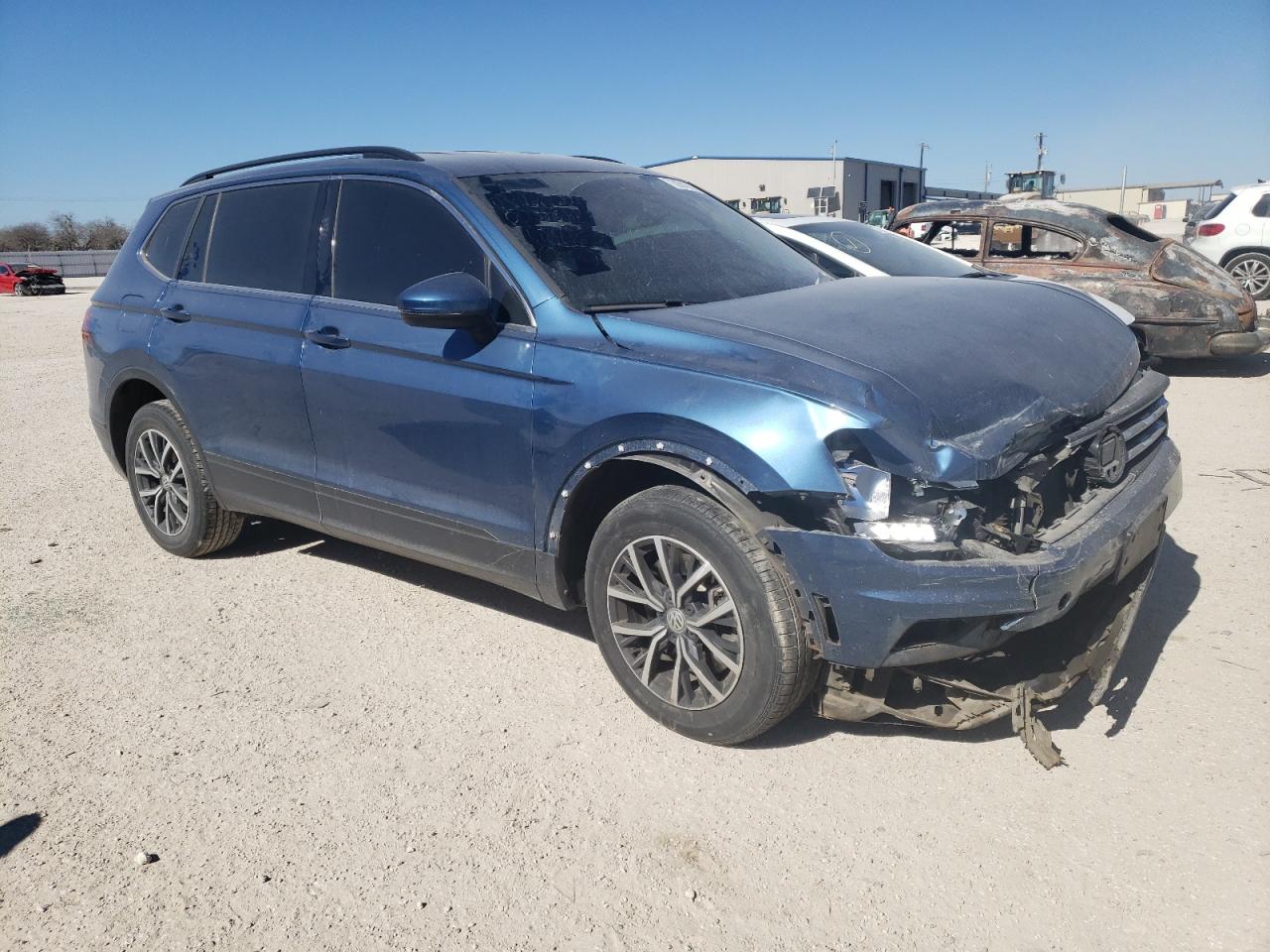 Photo 3 VIN: 3VV3B7AX6KM104862 - VOLKSWAGEN TIGUAN 