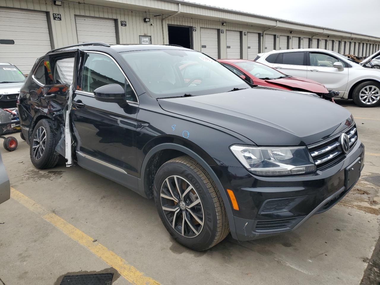 Photo 3 VIN: 3VV3B7AX6MM113158 - VOLKSWAGEN TIGUAN 