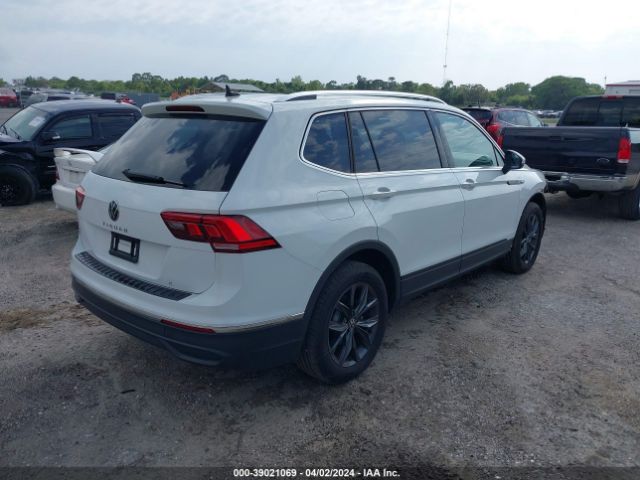 Photo 3 VIN: 3VV3B7AX6NM163916 - VOLKSWAGEN TIGUAN 