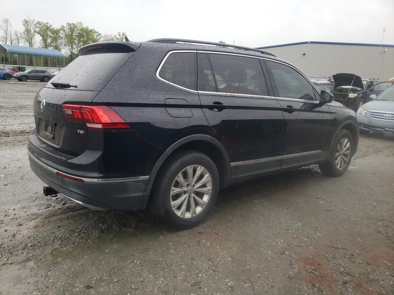 Photo 2 VIN: 3VV3B7AX7JM049949 - VOLKSWAGEN TIGUAN 