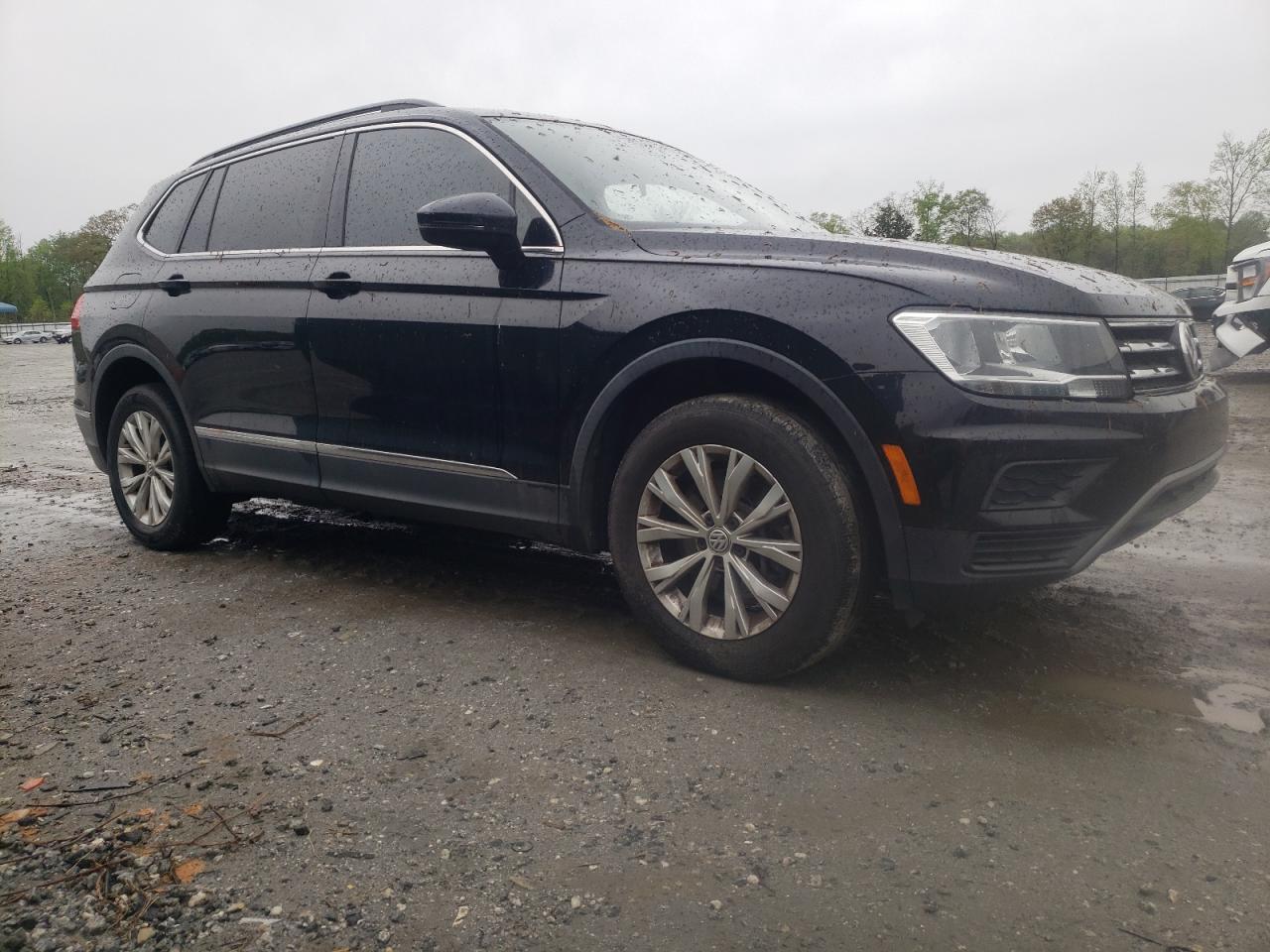 Photo 3 VIN: 3VV3B7AX7JM049949 - VOLKSWAGEN TIGUAN 