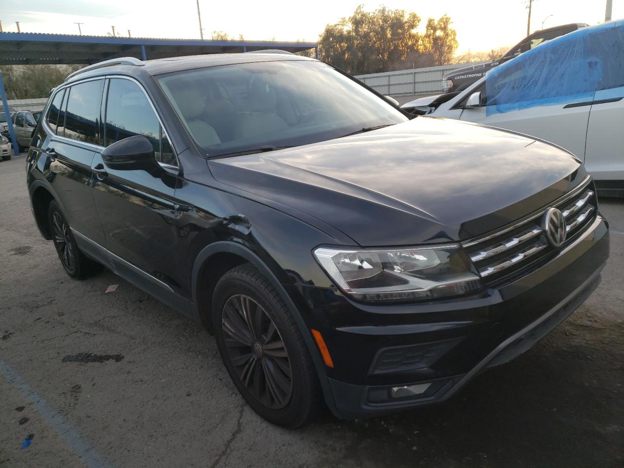 Photo 3 VIN: 3VV3B7AX7JM057095 - VOLKSWAGEN TIGUAN 