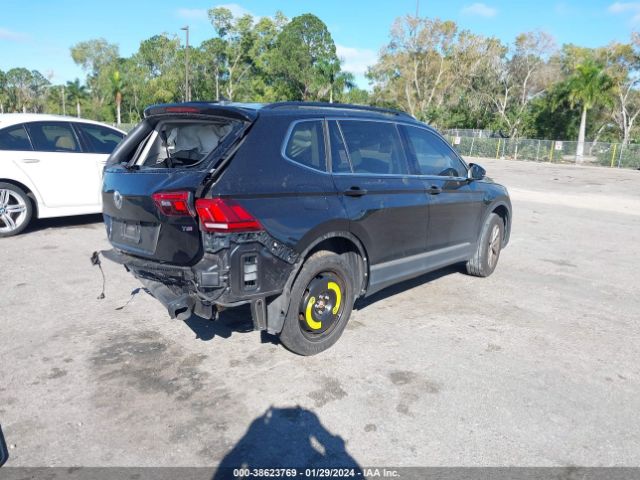 Photo 3 VIN: 3VV3B7AX7JM124892 - VOLKSWAGEN TIGUAN 