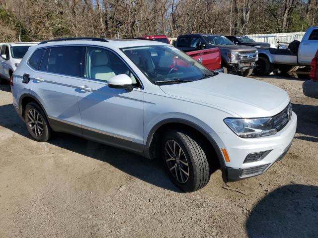 Photo 3 VIN: 3VV3B7AX7JM200210 - VOLKSWAGEN TIGUAN SE 