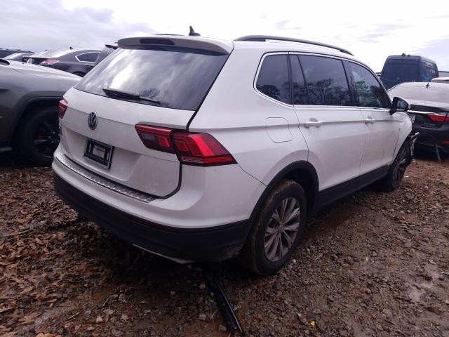 Photo 3 VIN: 3VV3B7AX7KM031176 - VOLKSWAGEN TIGUAN SE 