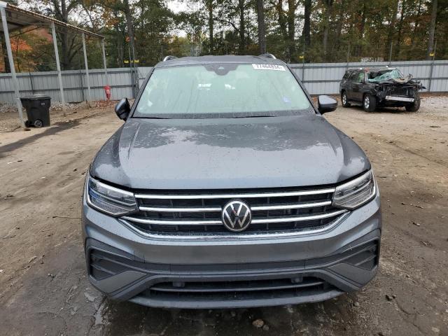 Photo 4 VIN: 3VV3B7AX7PM061818 - VOLKSWAGEN TIGUAN SE 