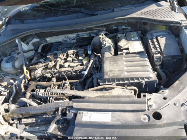 Photo 9 VIN: 3VV3B7AX8JM000551 - VOLKSWAGEN TIGUAN 