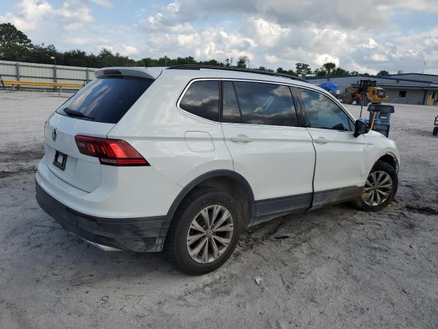 Photo 2 VIN: 3VV3B7AX8KM027413 - VOLKSWAGEN TIGUAN SE 