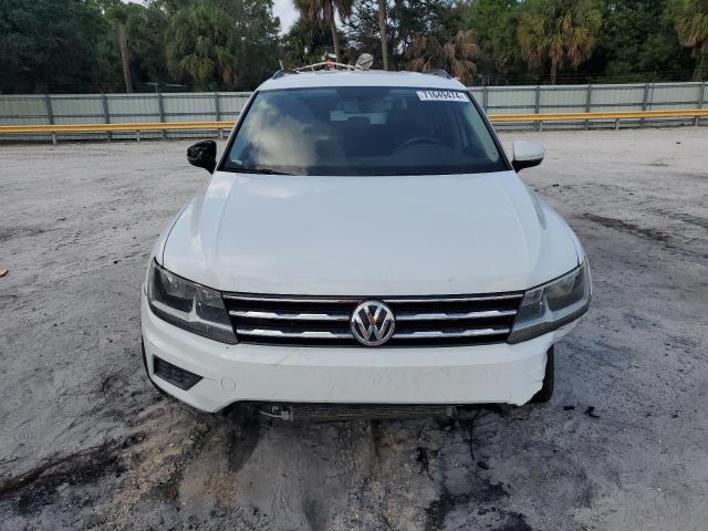 Photo 4 VIN: 3VV3B7AX8KM027413 - VOLKSWAGEN TIGUAN SE 