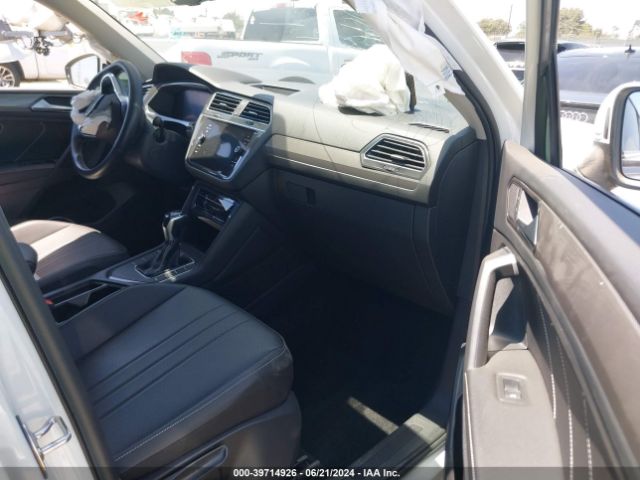 Photo 4 VIN: 3VV3B7AX8PM049614 - VOLKSWAGEN TIGUAN 