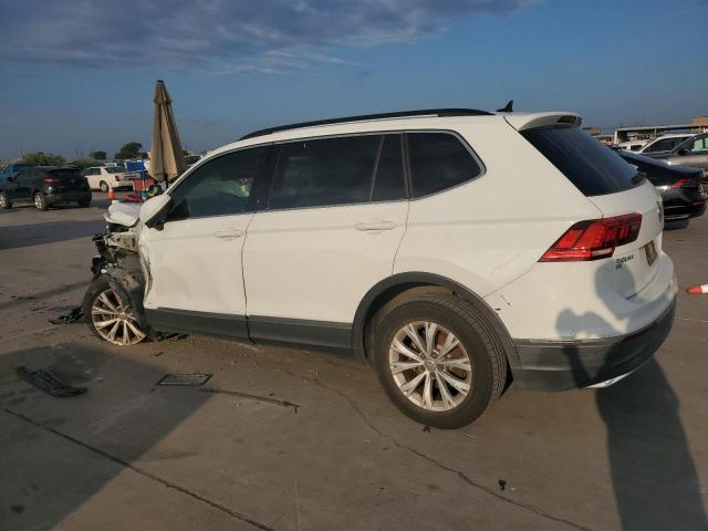 Photo 1 VIN: 3VV3B7AX9JM034174 - VOLKSWAGEN TIGUAN SE 