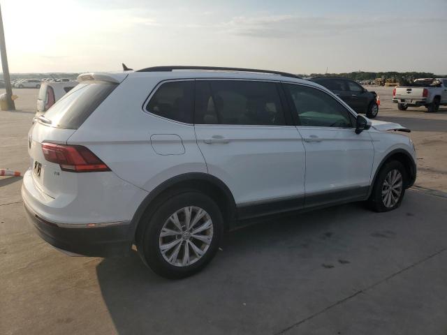 Photo 2 VIN: 3VV3B7AX9JM034174 - VOLKSWAGEN TIGUAN SE 