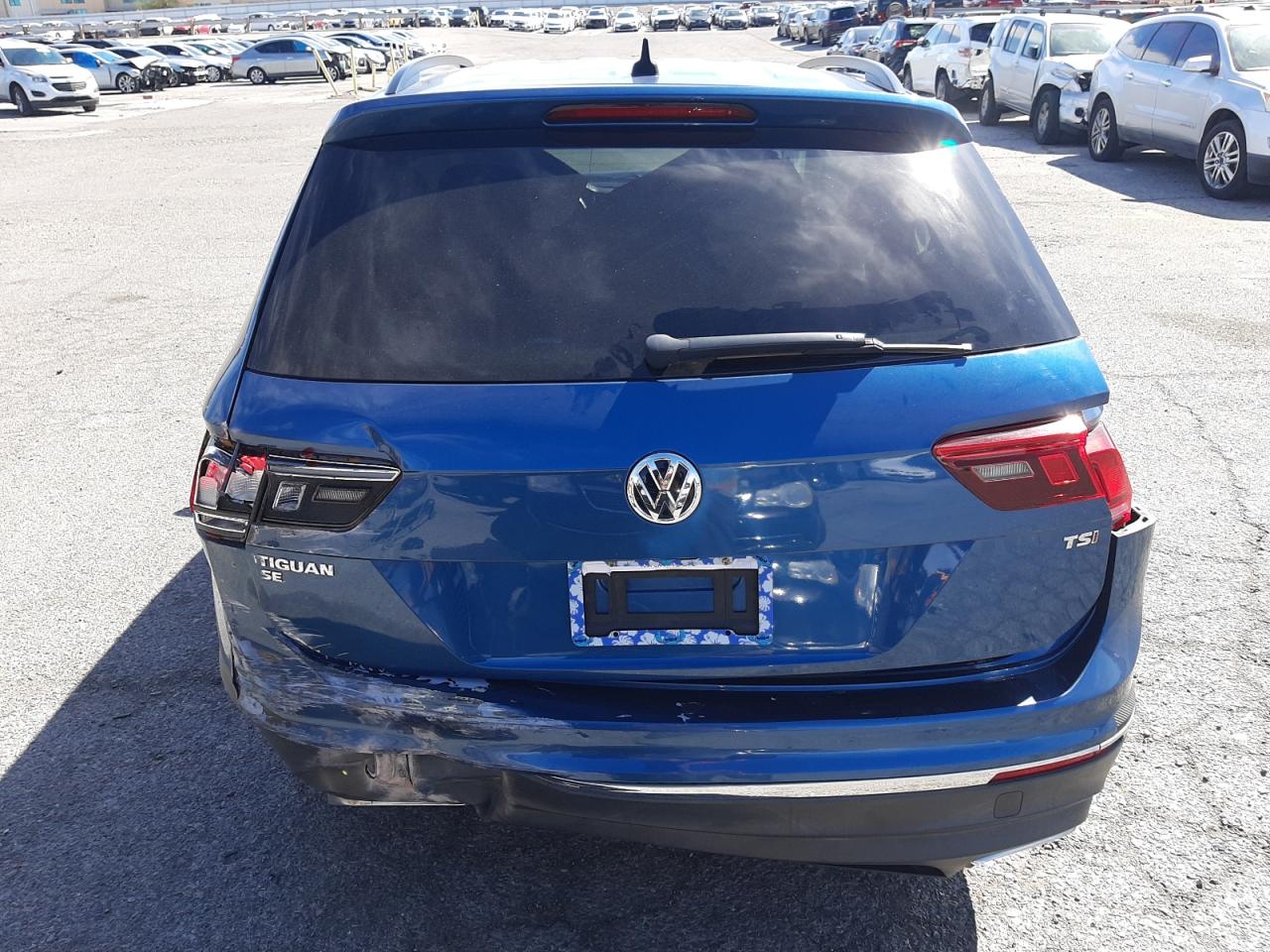 Photo 5 VIN: 3VV3B7AXXJM027072 - VOLKSWAGEN TIGUAN 