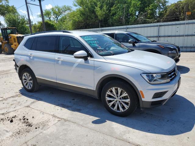 Photo 3 VIN: 3VV3B7AXXJM106130 - VOLKSWAGEN TIGUAN SE 