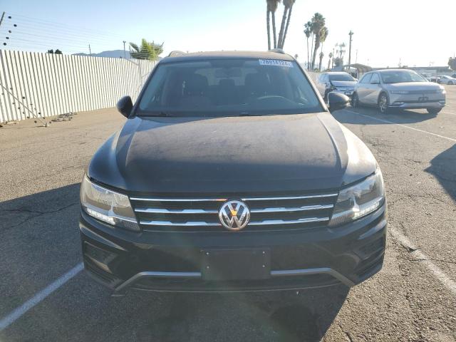 Photo 4 VIN: 3VV3B7AXXJM141993 - VOLKSWAGEN TIGUAN SE 