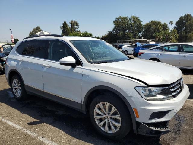 Photo 3 VIN: 3VV3B7AXXJM176484 - VOLKSWAGEN TIGUAN SE 