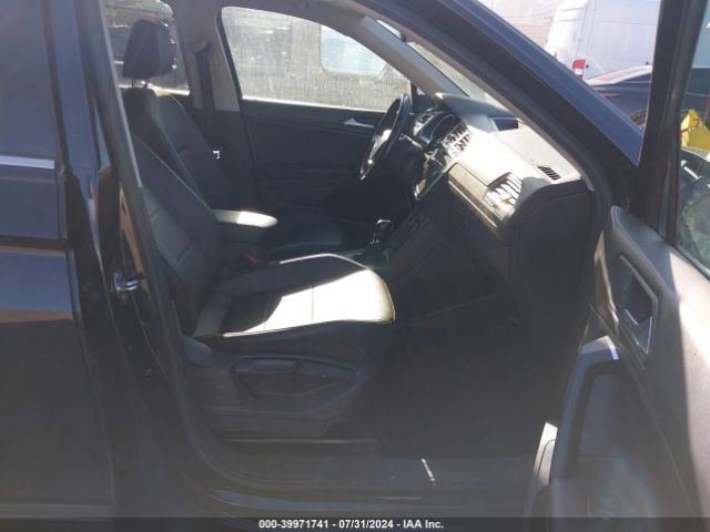 Photo 4 VIN: 3VV3B7AXXKM077942 - VOLKSWAGEN TIGUAN 