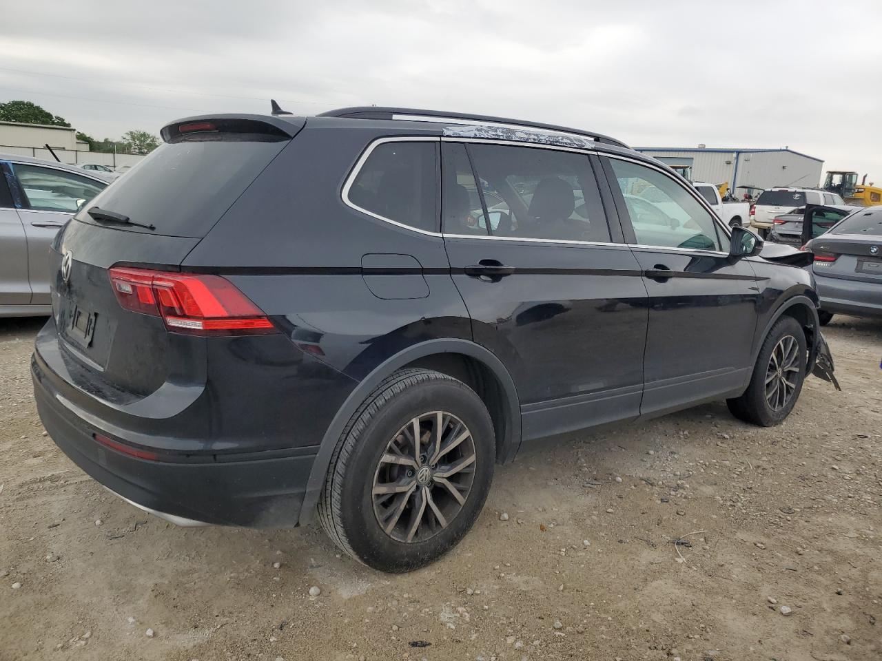 Photo 2 VIN: 3VV3B7AXXKM140862 - VOLKSWAGEN TIGUAN 