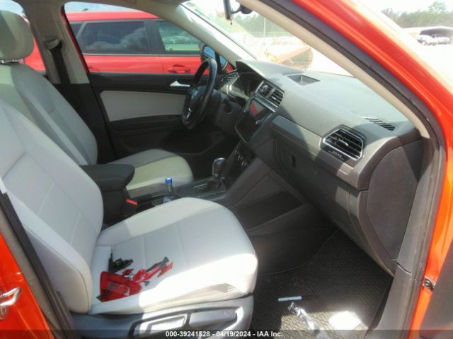 Photo 4 VIN: 3VV3B7AXXKM151778 - VOLKSWAGEN TIGUAN 