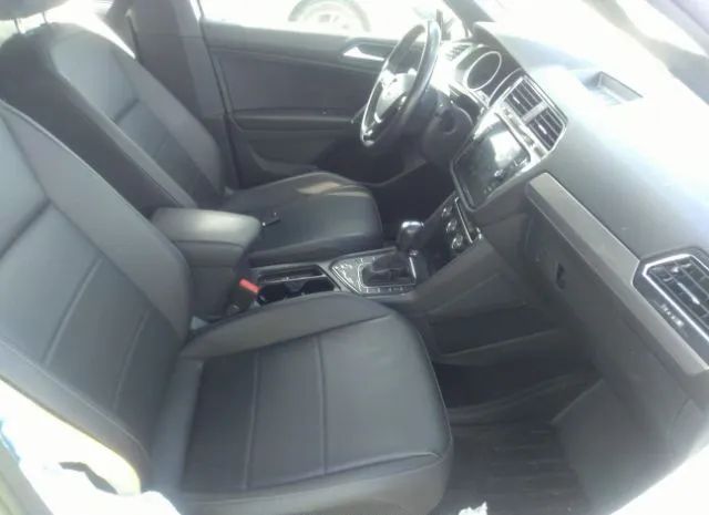 Photo 4 VIN: 3VV3B7AXXLM116403 - VOLKSWAGEN TIGUAN 