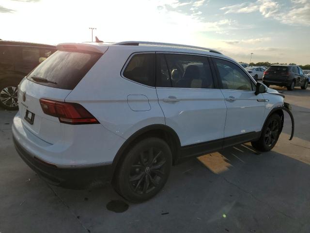 Photo 2 VIN: 3VV3B7AXXRM098882 - VOLKSWAGEN TIGUAN SE 