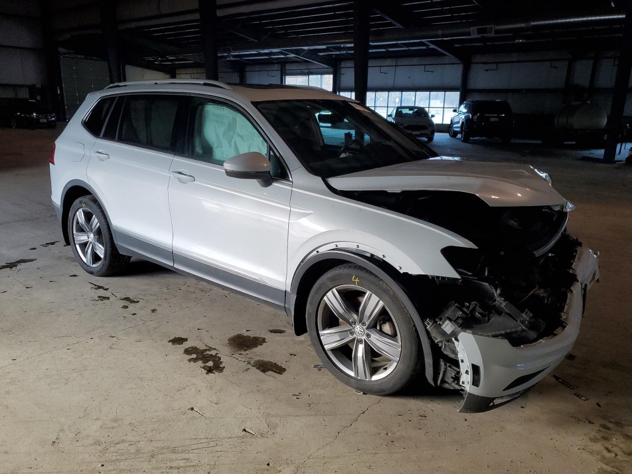 Photo 3 VIN: 3VV4B7AX2KM068088 - VOLKSWAGEN TIGUAN 