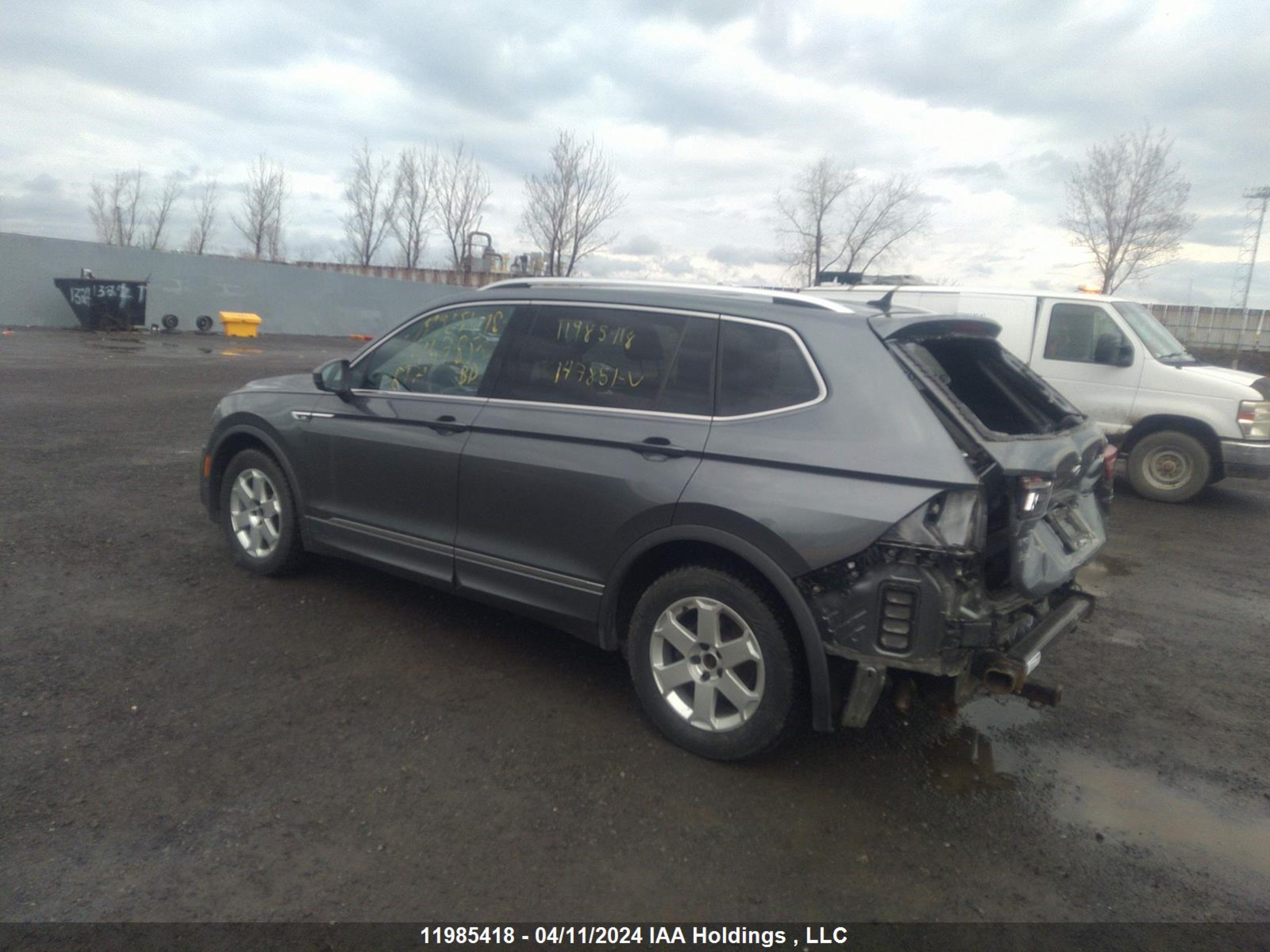 Photo 2 VIN: 3VV4B7AX3JM147851 - VOLKSWAGEN TIGUAN 