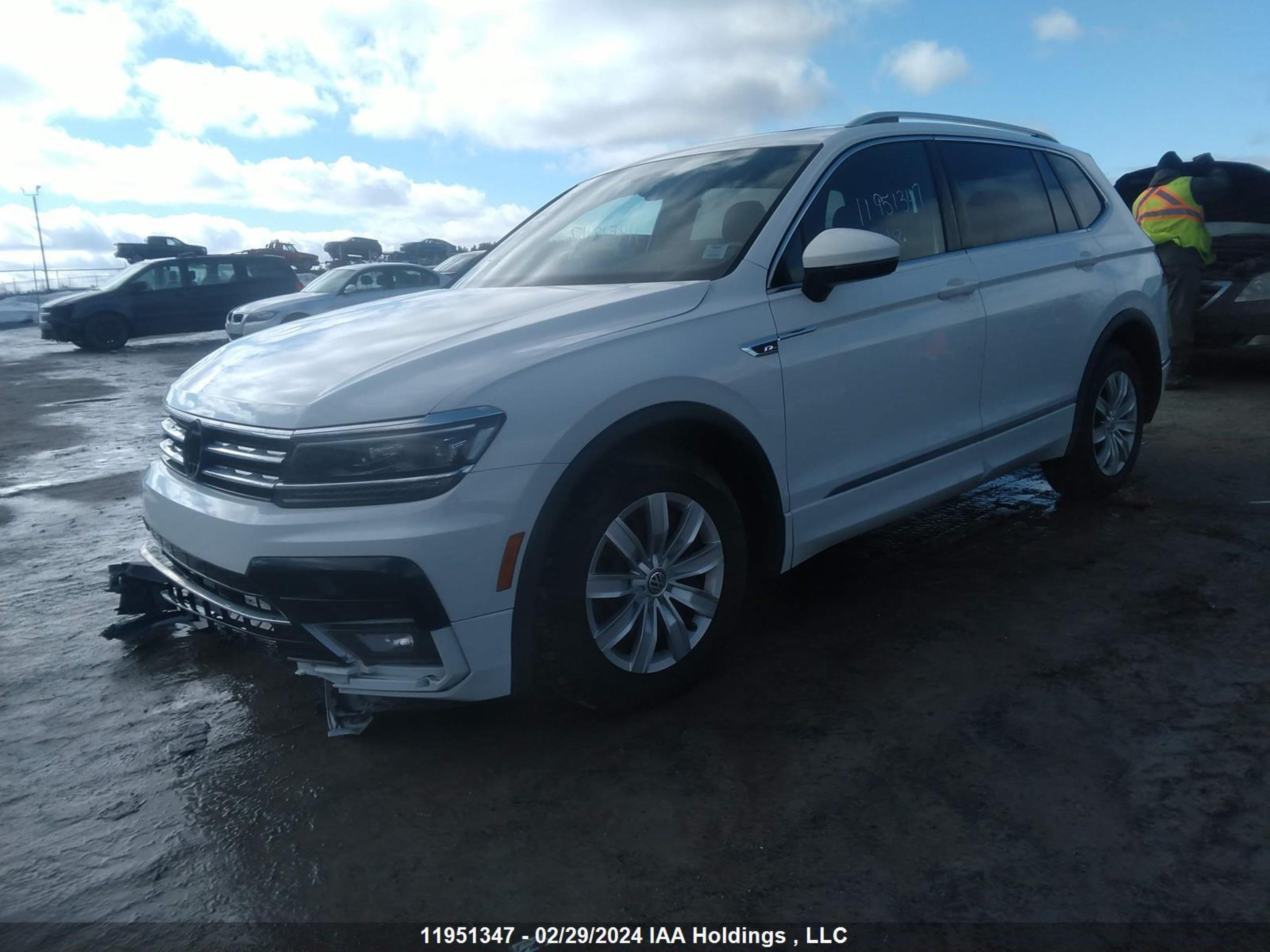 Photo 1 VIN: 3VV4B7AX4JM129679 - VOLKSWAGEN TIGUAN 