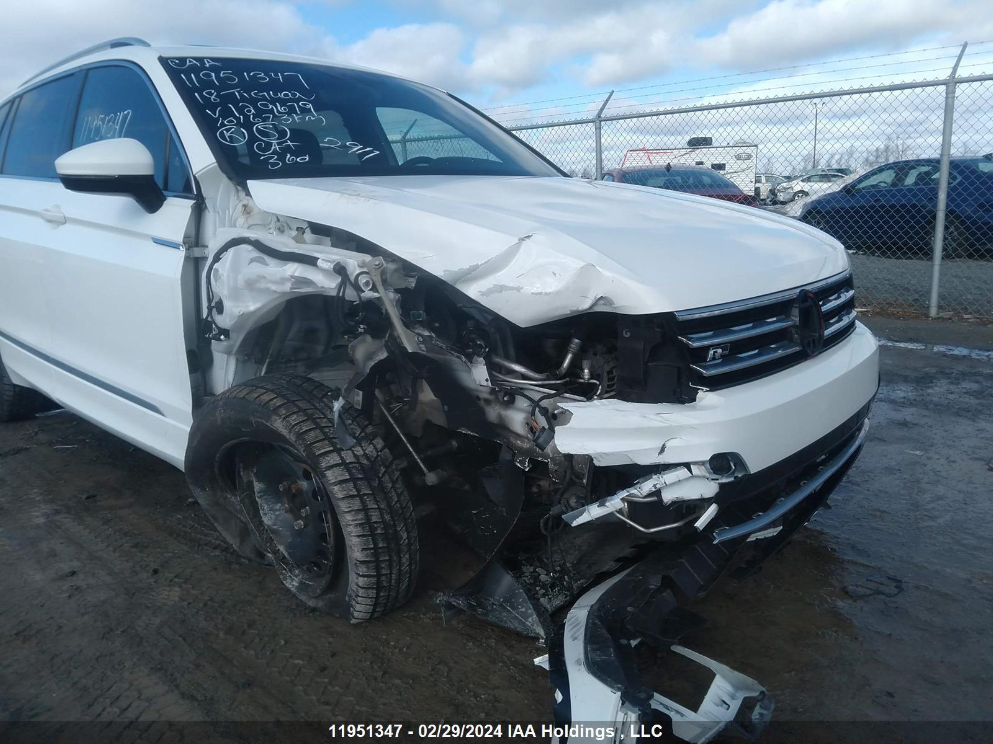 Photo 11 VIN: 3VV4B7AX4JM129679 - VOLKSWAGEN TIGUAN 