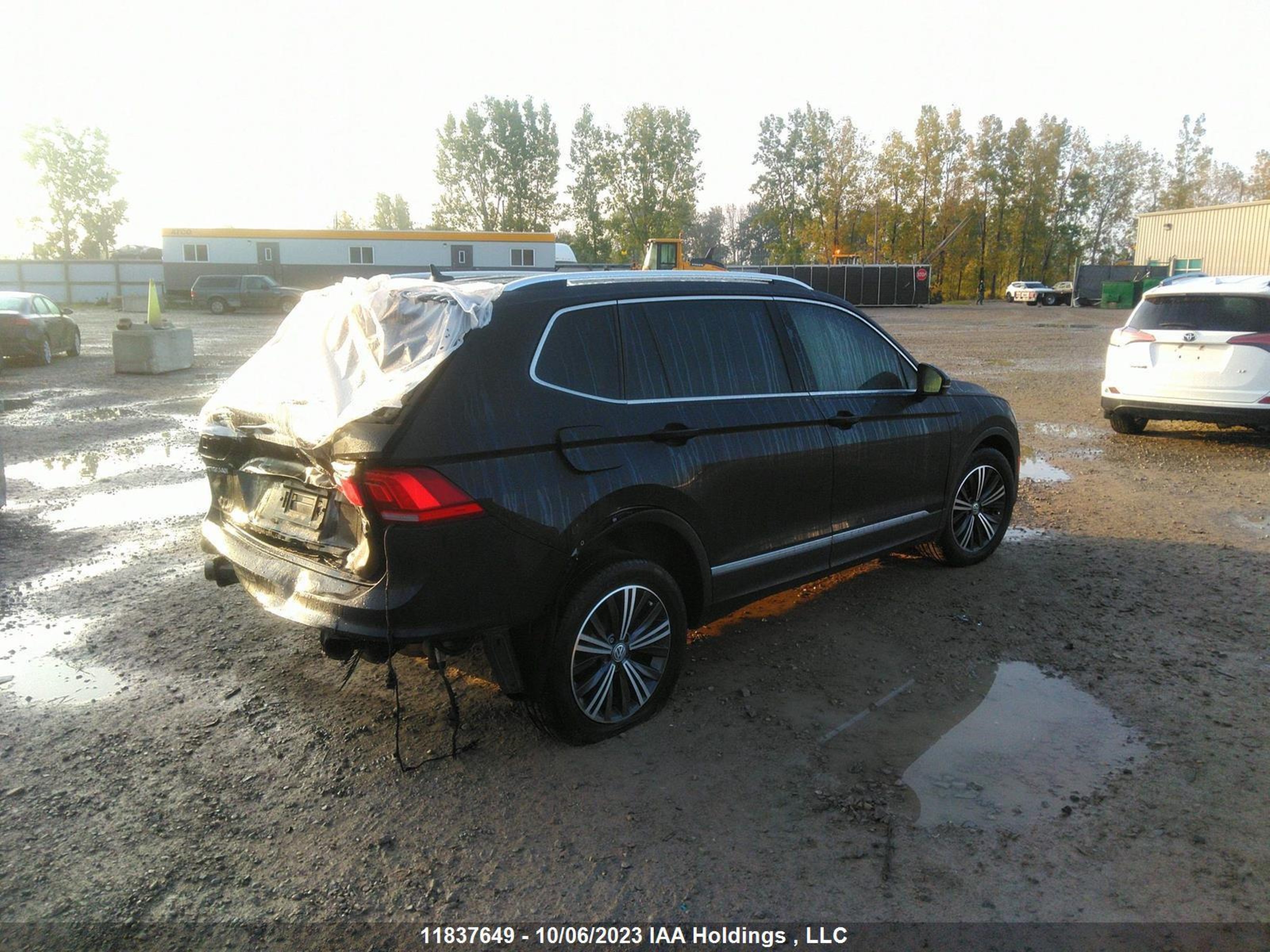 Photo 3 VIN: 3VV4B7AX5JM069489 - VOLKSWAGEN TIGUAN 