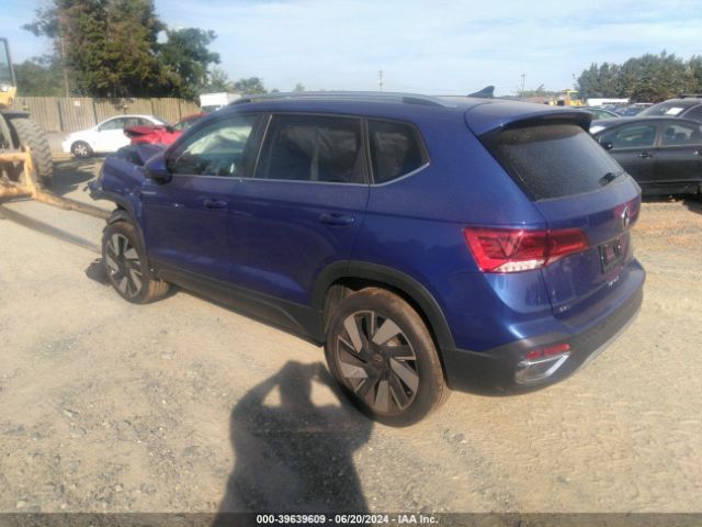 Photo 2 VIN: 3VV4X7B21RM054617 - VOLKSWAGEN TAOS 