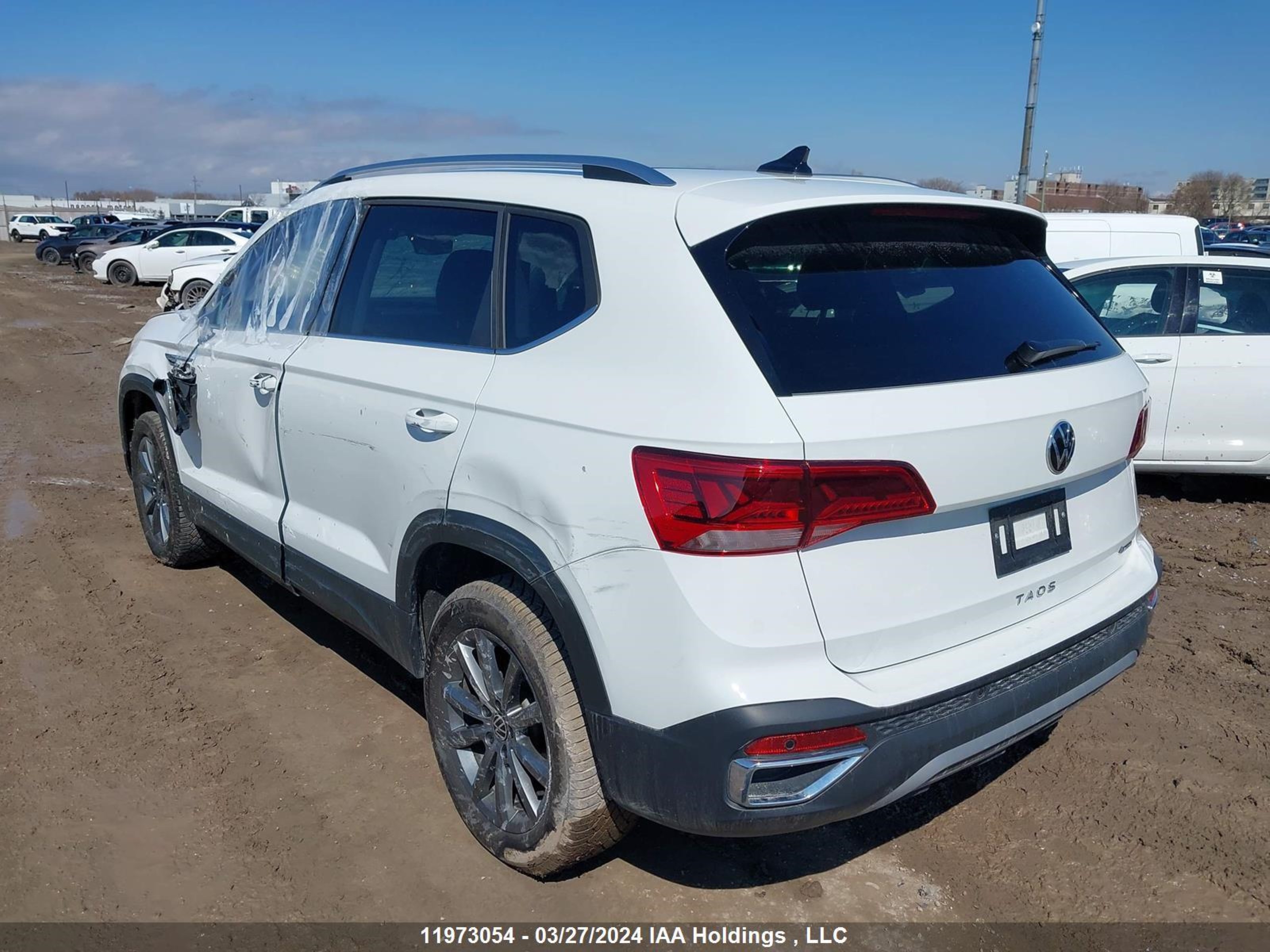 Photo 2 VIN: 3VV4X7B24PM382451 - VOLKSWAGEN TAOS 