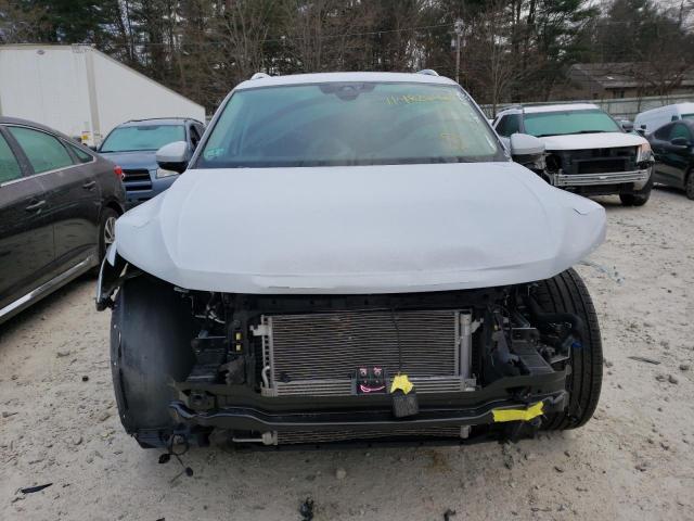 Photo 4 VIN: 3VV5B7AX9JM127883 - VOLKSWAGEN TIGUAN SEL 