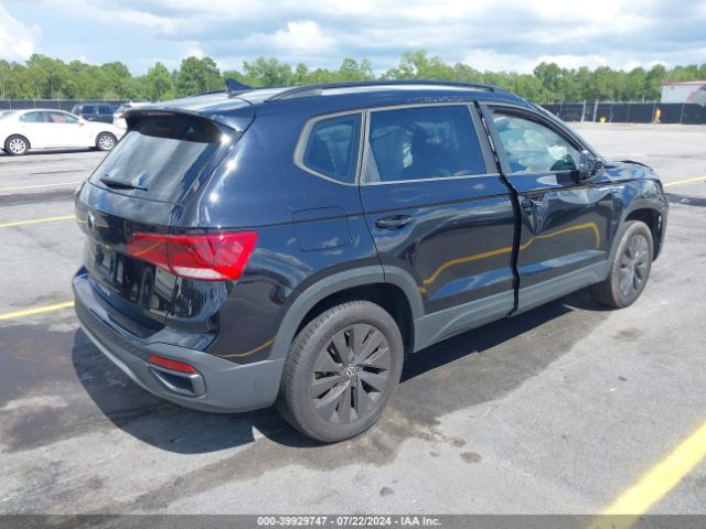 Photo 3 VIN: 3VV5X7B23RM054395 - VOLKSWAGEN TAOS 