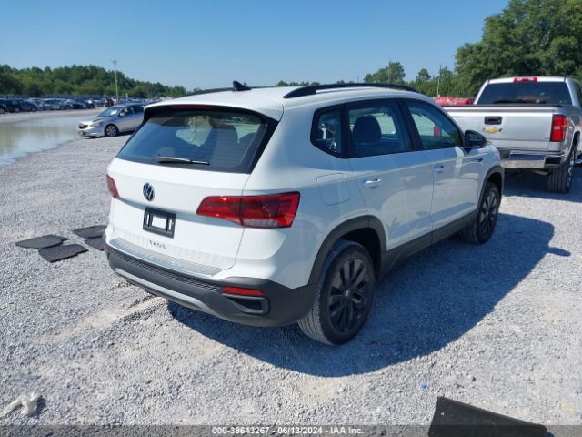 Photo 3 VIN: 3VV5X7B23RM064411 - VOLKSWAGEN TAOS 